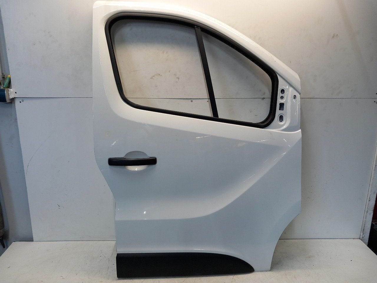 Portier rechts voor Renault Trafic, Onderdelen@venauto.nl, Van der Ven Autorecycling B.V., Gebruikt, Ettenseweg 76, 4706 PB Roosendaal, The Netherlands