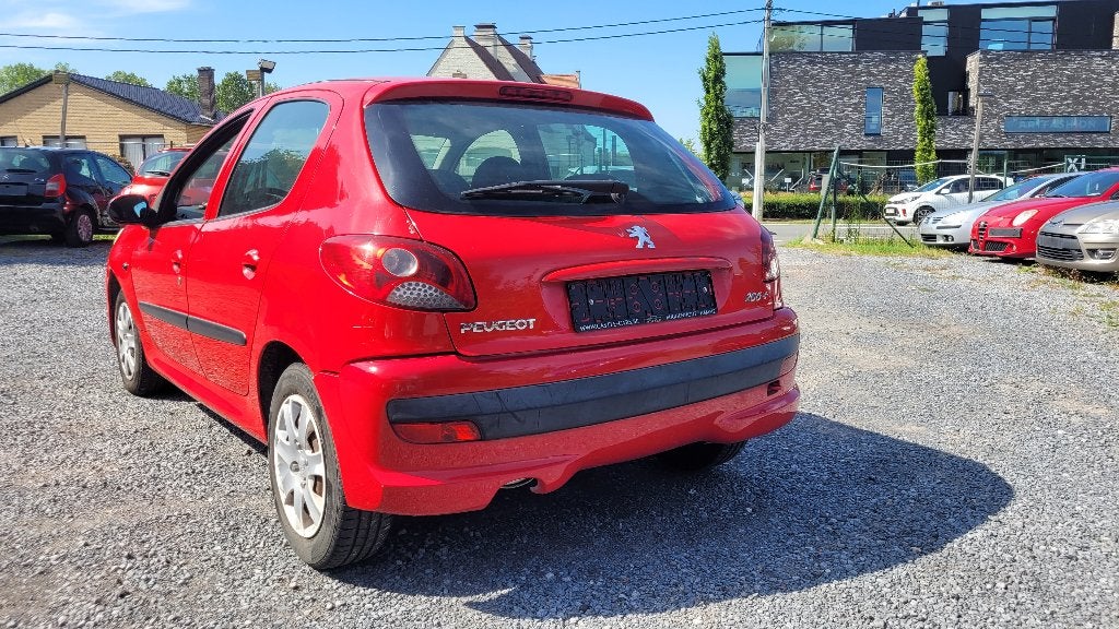 peugeot 206+ 1.1i 2009 5deurs euro 4, Auto's, Voorwielaandrijving, Elektrische ramen, Stof, 4 cilinders