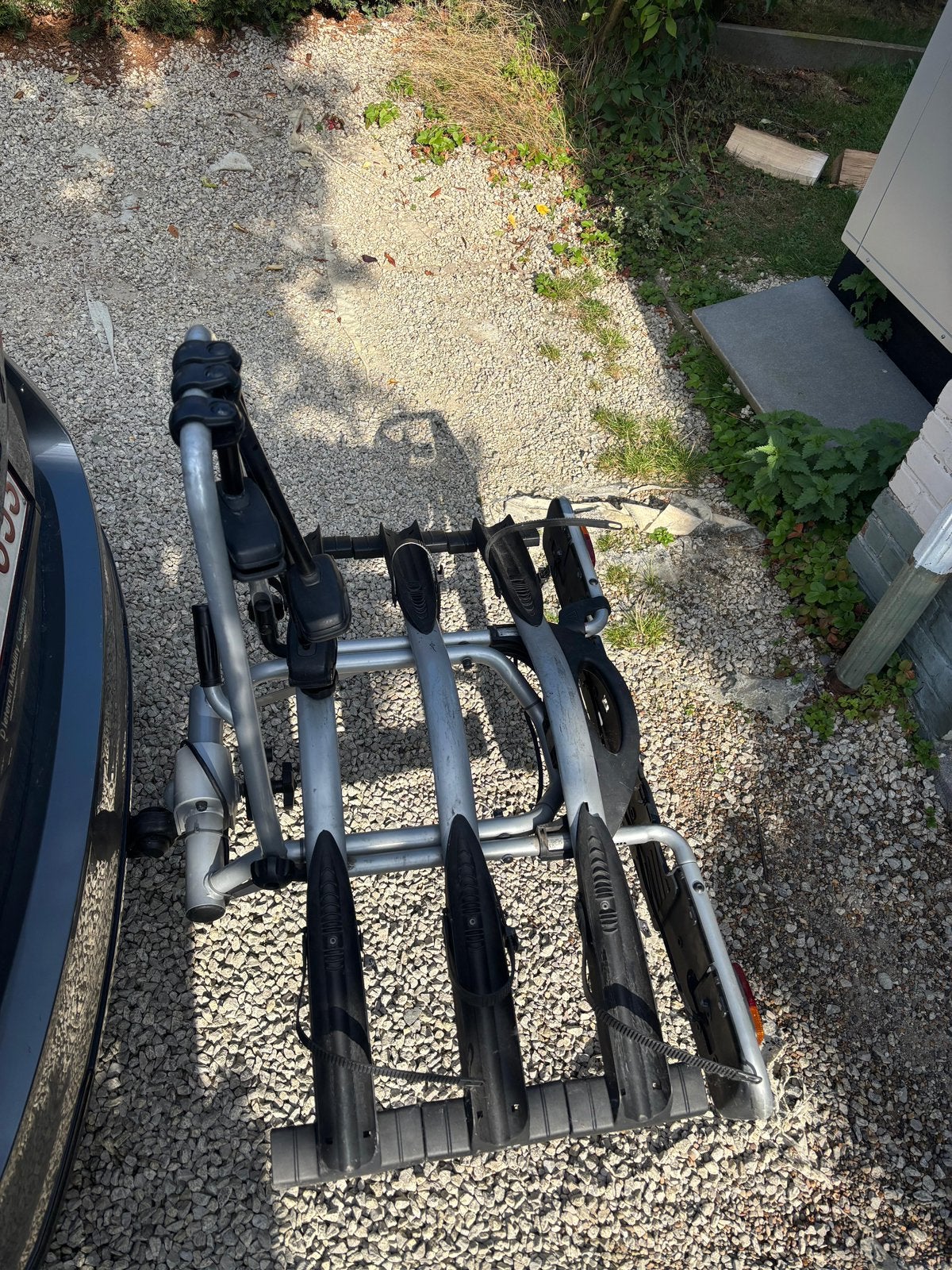 Thule kantelbare fietsendrager voor 3 fietsen, Auto diversen, Ophalen, 3 fietsen of meer, Gebruikt, Brede banden