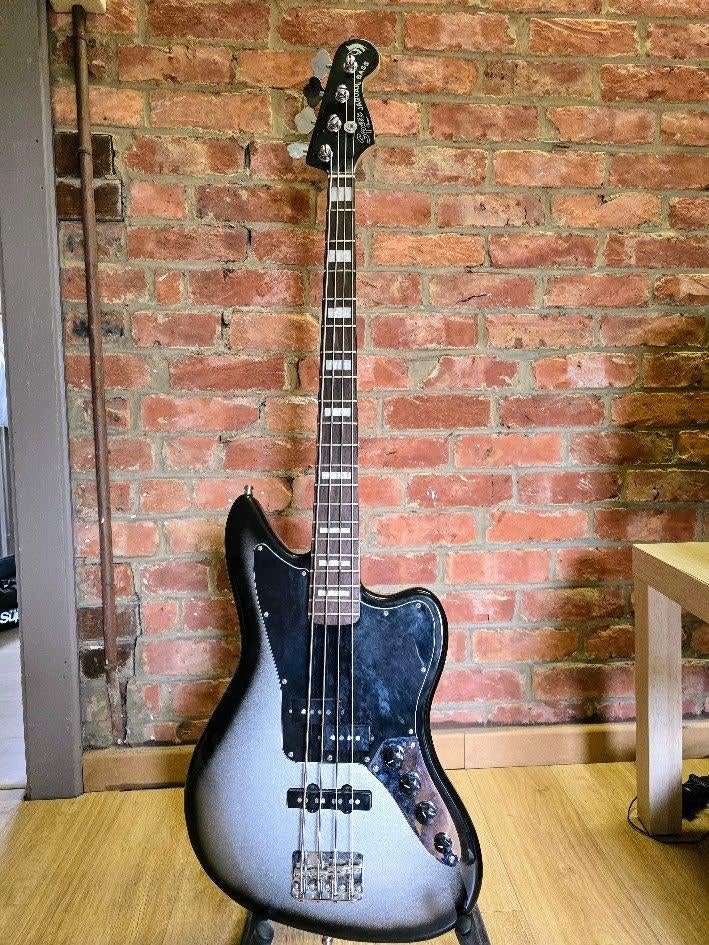 Squier by fender Jaguar Bass basgitaar, Ophalen, Gebruikt, Solid body, Overige merken