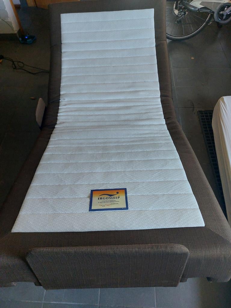 Ergosleep automatisch verstelbaar eenpersoonsbed, Huis en Inrichting, Ophalen, 90 cm, Eenpersoons, Bruin