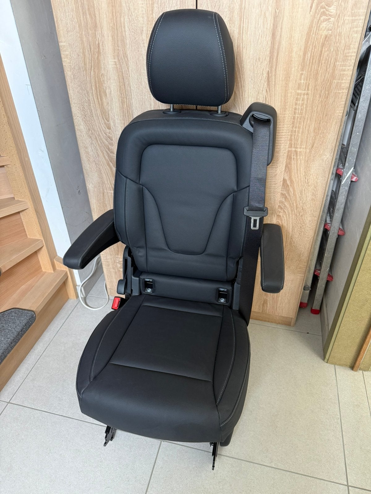 1 siège en cuir pour Mercedes Classe V W447, Enlèvement, Neuf, Mercedes-Benz