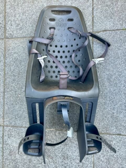 fietsstoeltje Thule Yepp Maxi Easyfit, Fietsen en Brommers, Fietsaccessoires | Fietsstoeltjes, Achterzitje, Voetsteuntjes, Yepp (Thule)