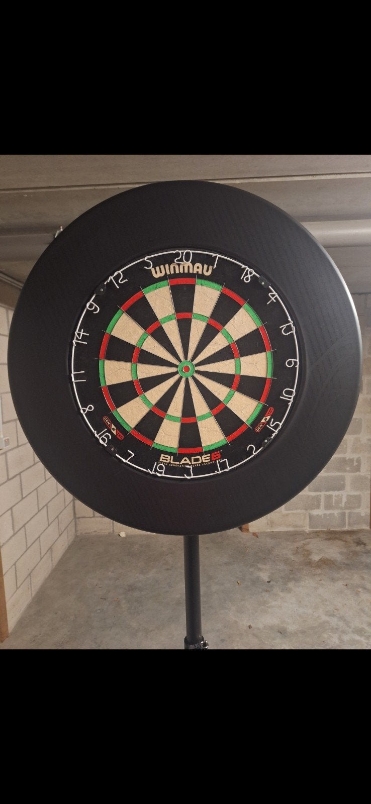 Dartbord blade 6 + surround + mat, Sport en Fitness, Darts, Verzenden, Dartbord