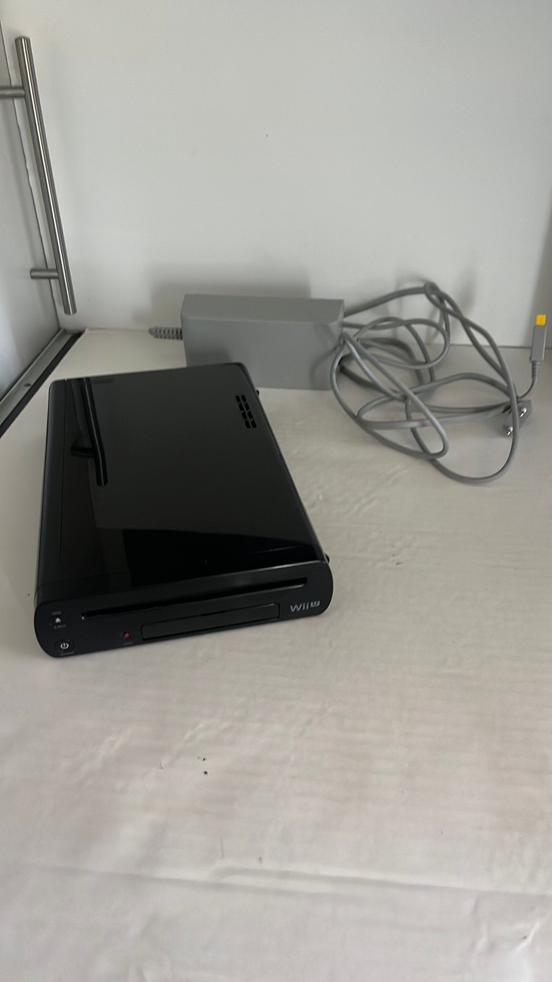 WII modelWUP 0101(03), console en sensor bar, Games en Spelcomputers, Spelcomputers | Nintendo Wii, Ophalen, Zo goed als nieuw