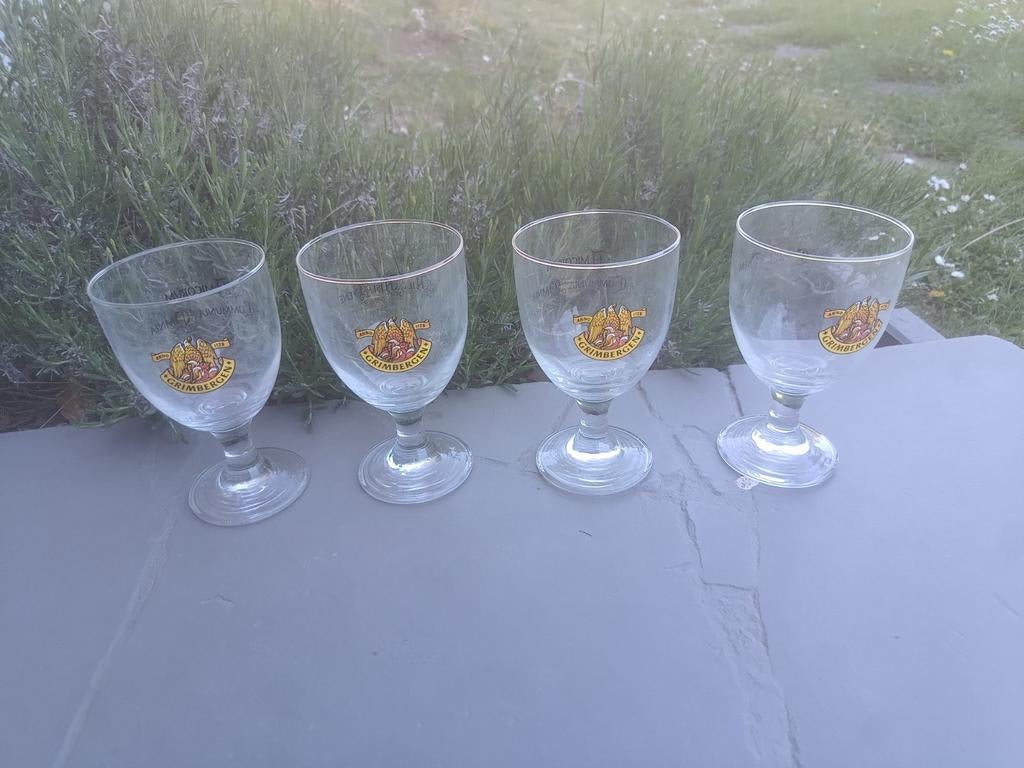 4 verres Grimbergen, Enlèvement