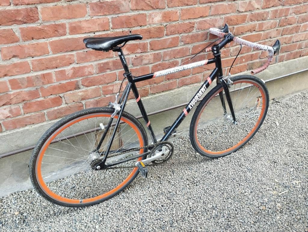 Koersfiets met werk aan !, Enlèvement