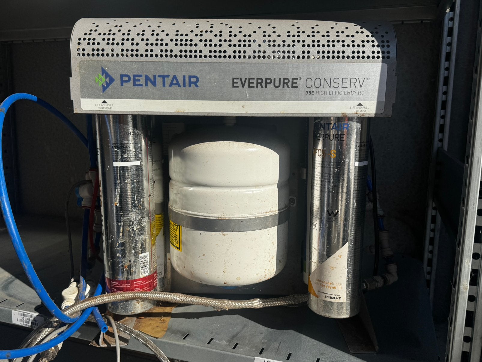 Système d'osmose Pentair Everpure Conserv 75E + Pression, Enlèvement, Comme neuf