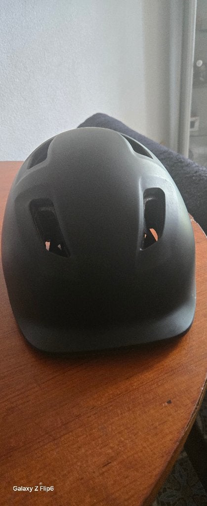 Casque vélo, Vélos & Vélomoteurs, Accessoires vélo | Casques de vélo, S, Garçon ou Fille, Comme neuf, Enlèvement