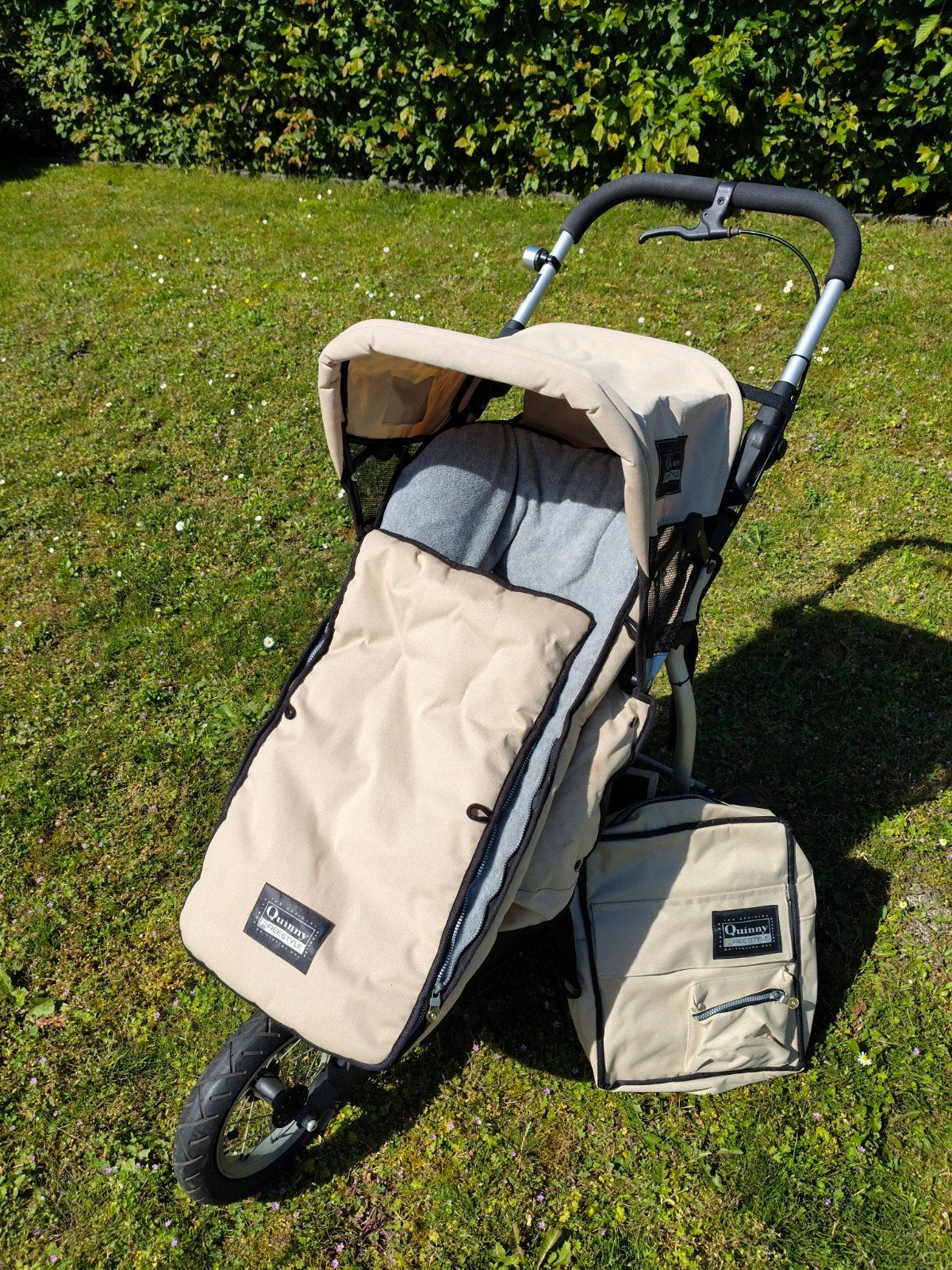 Quinny buggy driewieler met grote rubberbanden, Enlèvement, Quinny
