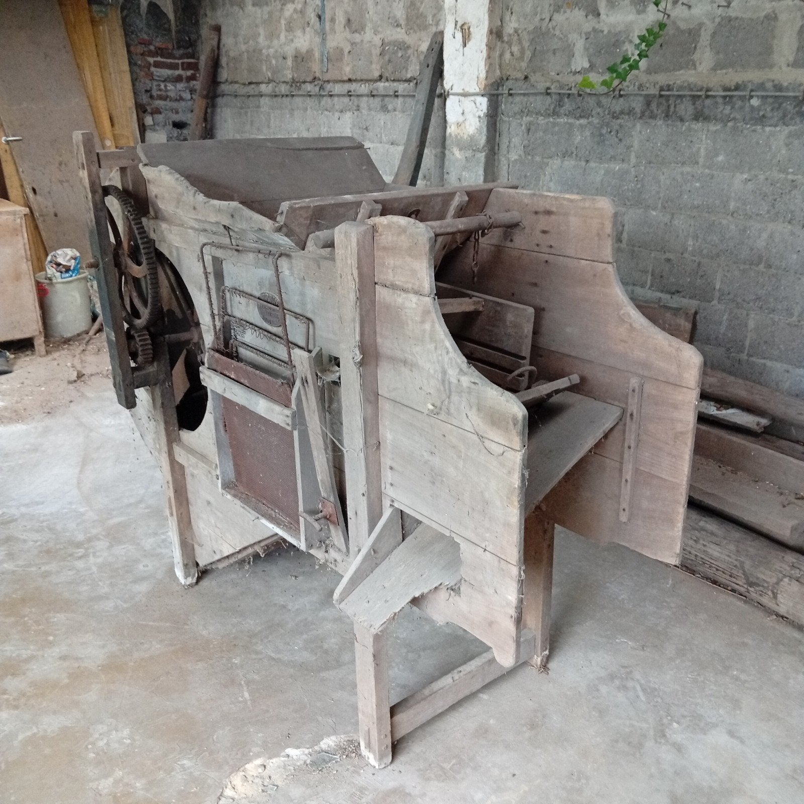 Machine agricole,vanneuse à grain, Enlèvement