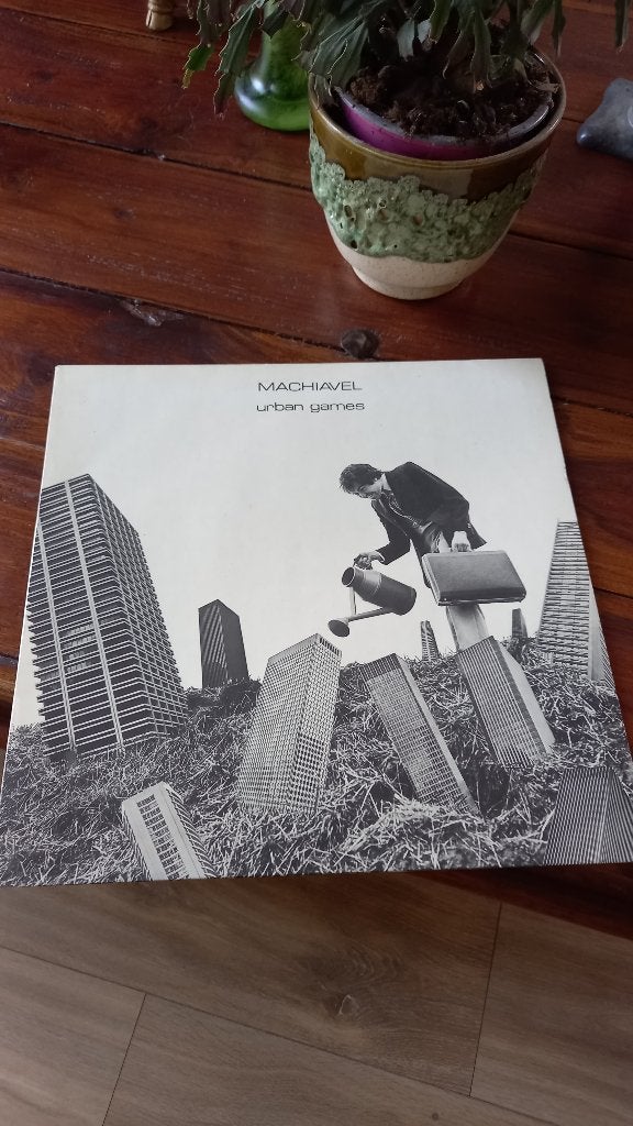 vinyl 33T machiavel "urban games", Enlèvement, Comme neuf, Pop