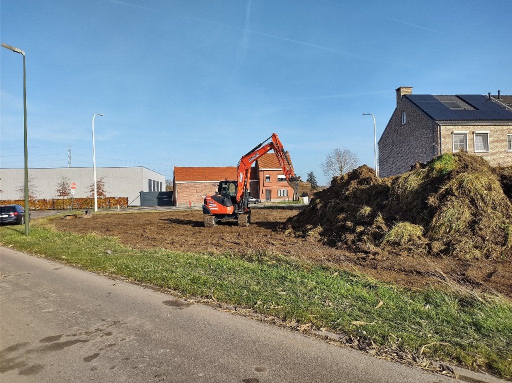 Grond en afbraakwerken, Diensten en Vakmensen
