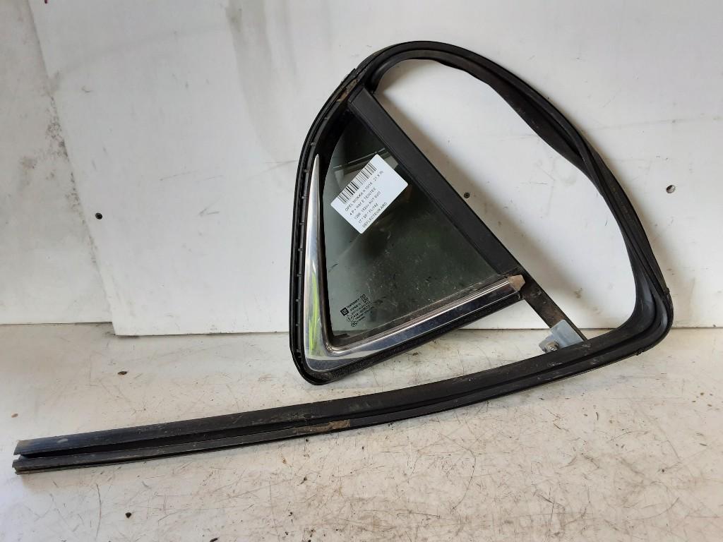 VITRE ARRIERE DROITE Opel Mokka X (01-2016/-), Utilisé, Opel