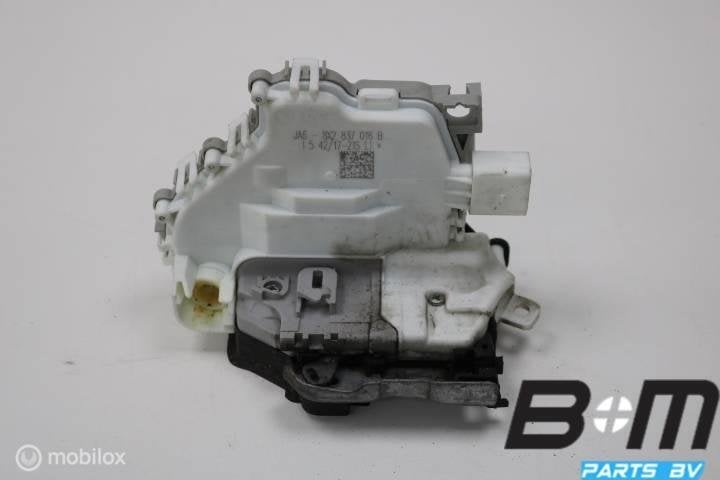 Portierslot rechtsvoor Audi Q2 81A RHD 8X2837016B, Gebruikt