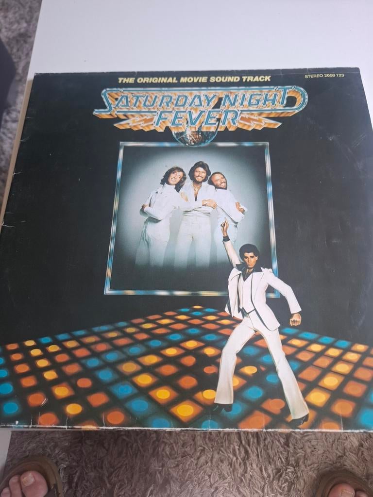 Saturday Night Fever 1977, Enlèvement ou Envoi