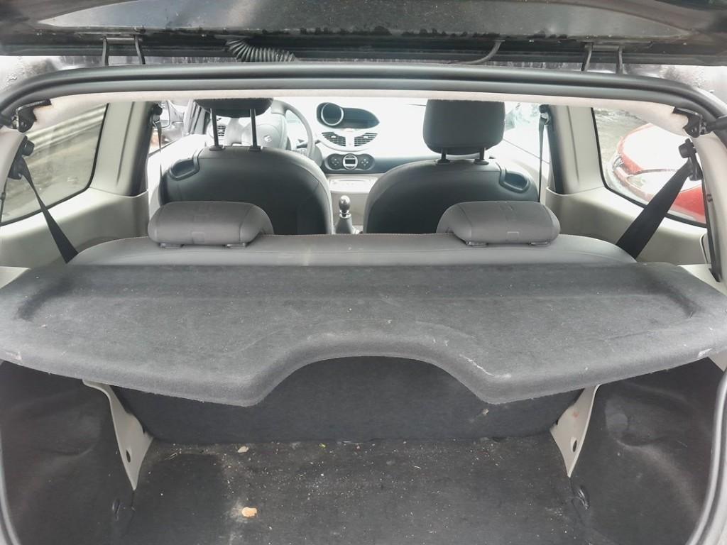 PLAGE ARRIERE Renault Twingo II (CN) (8200526186), Autos : Pièces & Accessoires, Habitacle & Garnissage, Renault, Utilisé