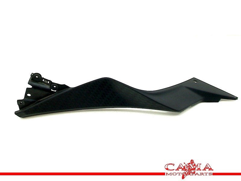 COQUE CÔTÉ DROIT Kawasaki (14092-0923), Dhr. S. di Majo, Utilisé, Info@cama-motorparts.nl, P.J. Troelstraweg 8 8
3144 CX  MAASSLUIS, NL