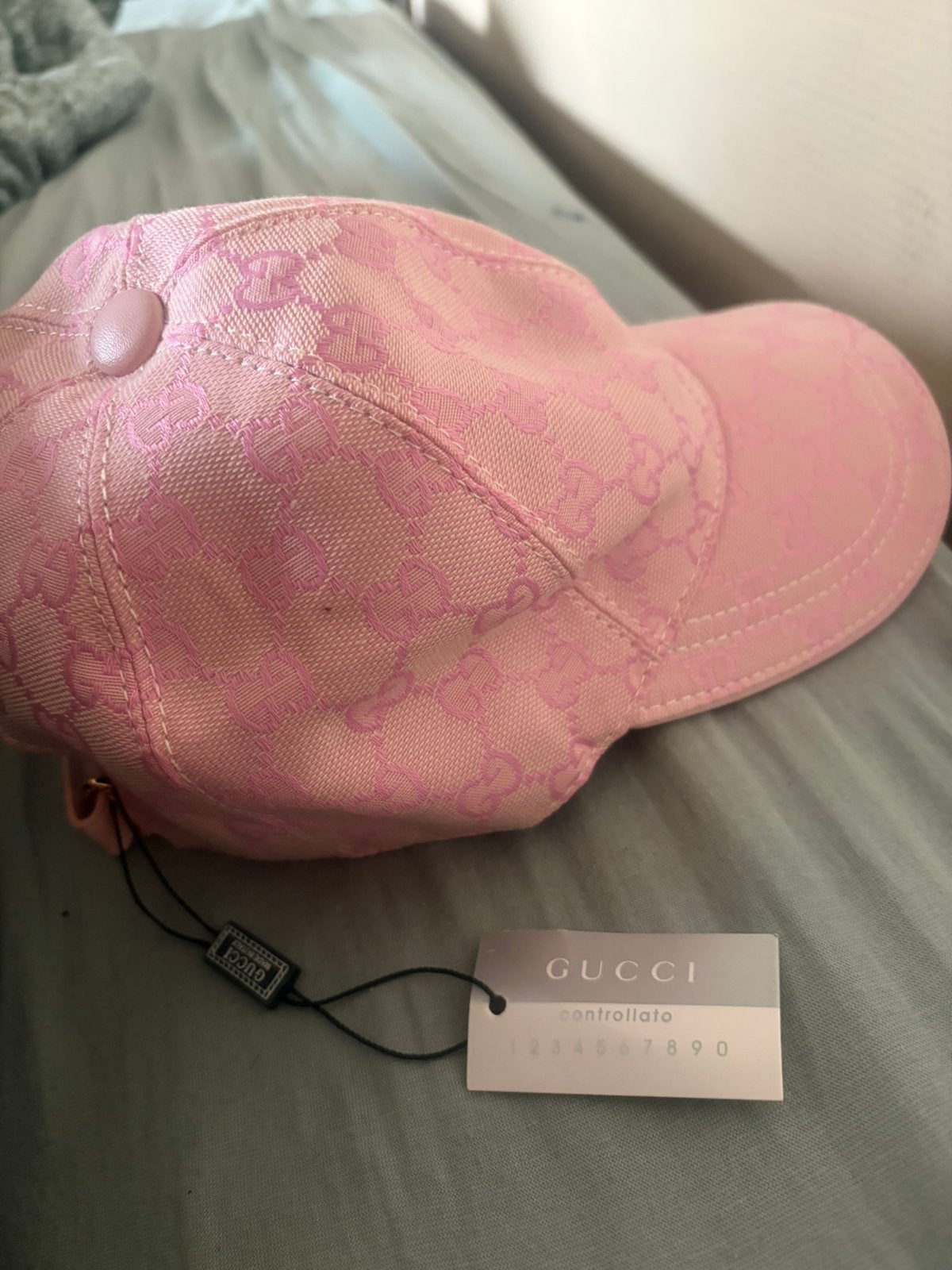 Roze Gucci pet, Enlèvement, Comme neuf, One size fits all, Casquette