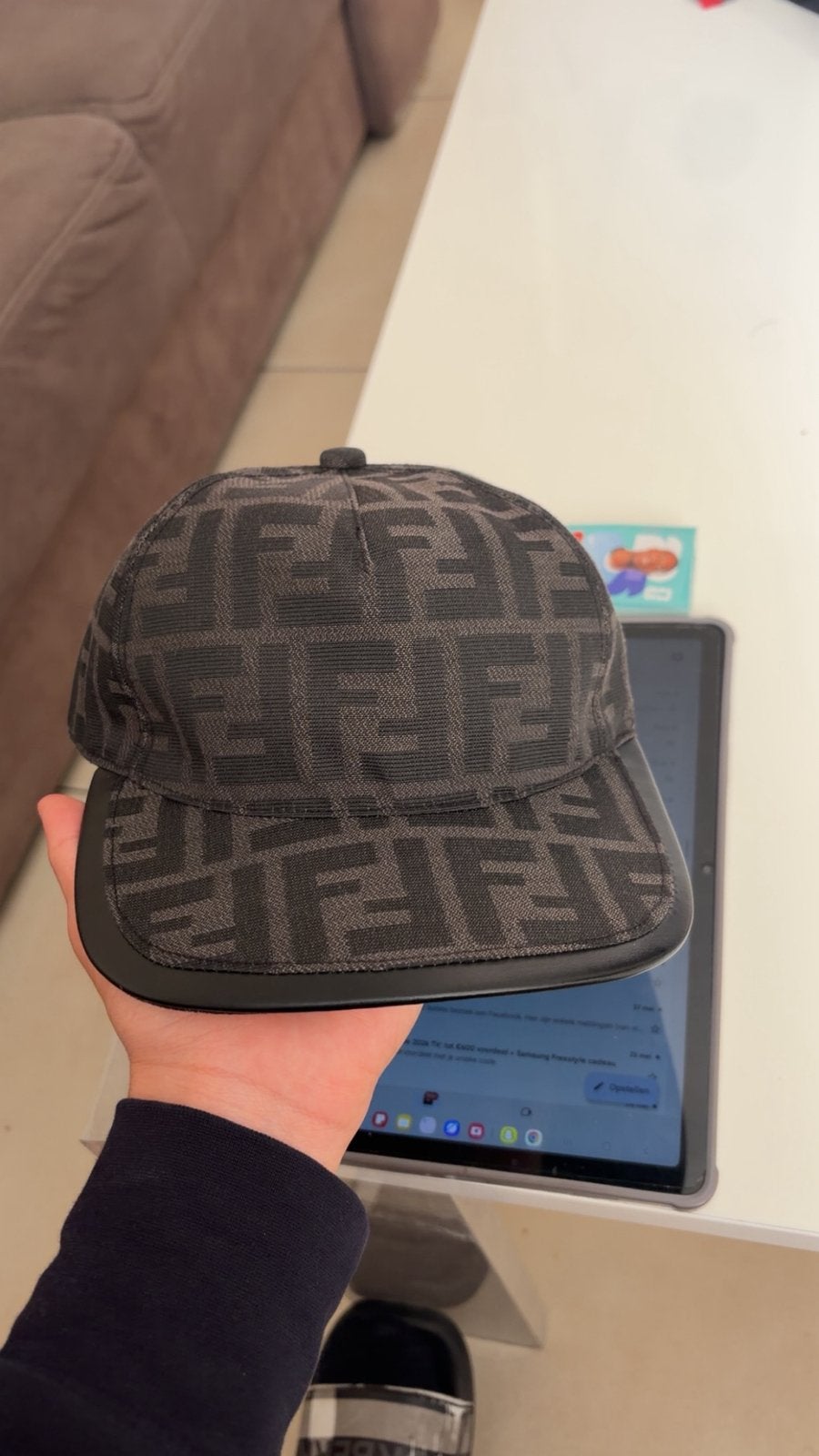 Casquette Fendi, Enlèvement, Comme neuf, One size fits all, Casquette