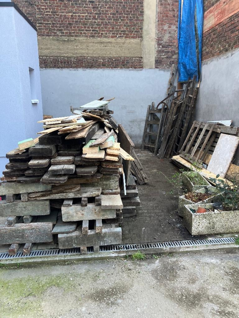 vieux bois à donner, Enlèvement, Utilisé