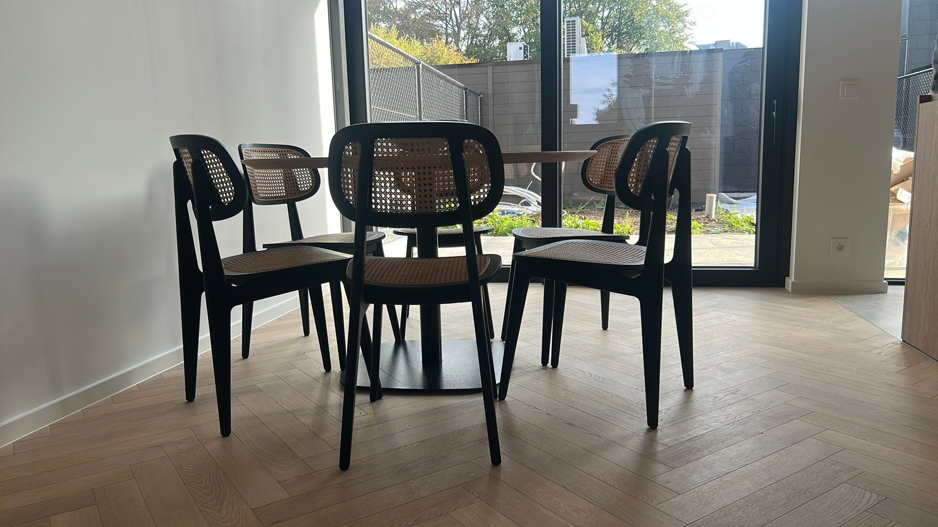 Tafel plus 6 stoelen. Massief eik, Ophalen, Zo goed als nieuw