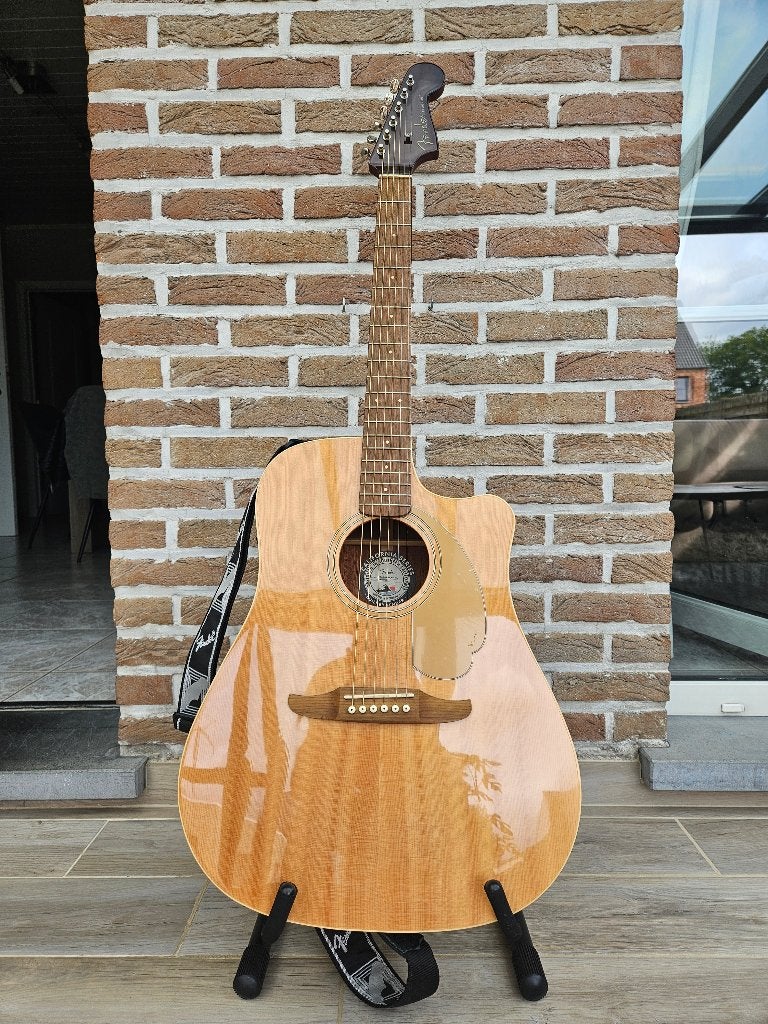 fender gitaar in perfecte staat, Muziek en Instrumenten, Ophalen, Zo goed als nieuw