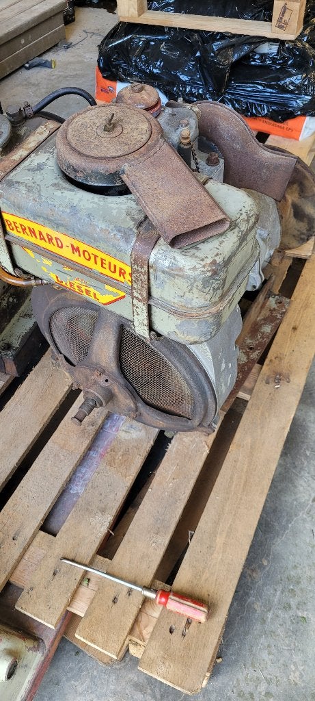bernard diesel W51, Doe-het-zelf en Bouw, Motoren, Ophalen
