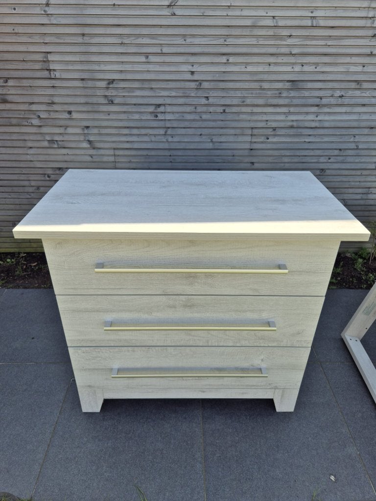 Commode Babykamer hout/grijs + bladvergroter, Enfants & Bébés, 90 à 105 cm, Comme neuf, Enlèvement, 50 à 70 cm
