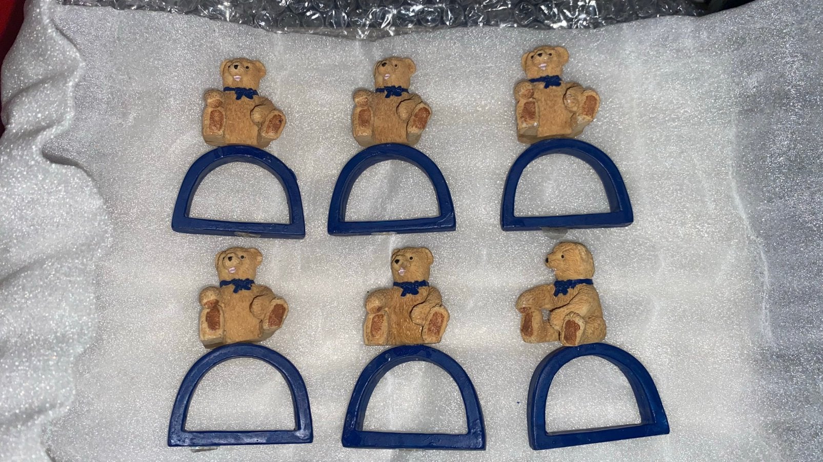 Lot de 6 ronds de serviettes anciens petits ours, Enlèvement