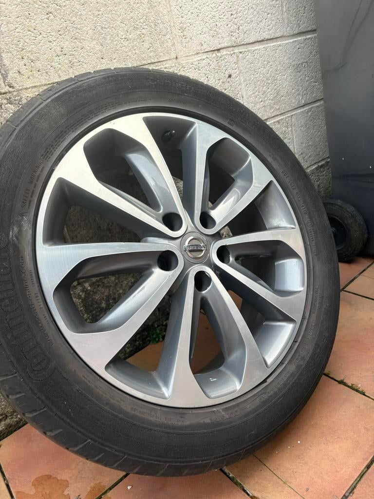 Pneu Nissan Qashqai, Enlèvement