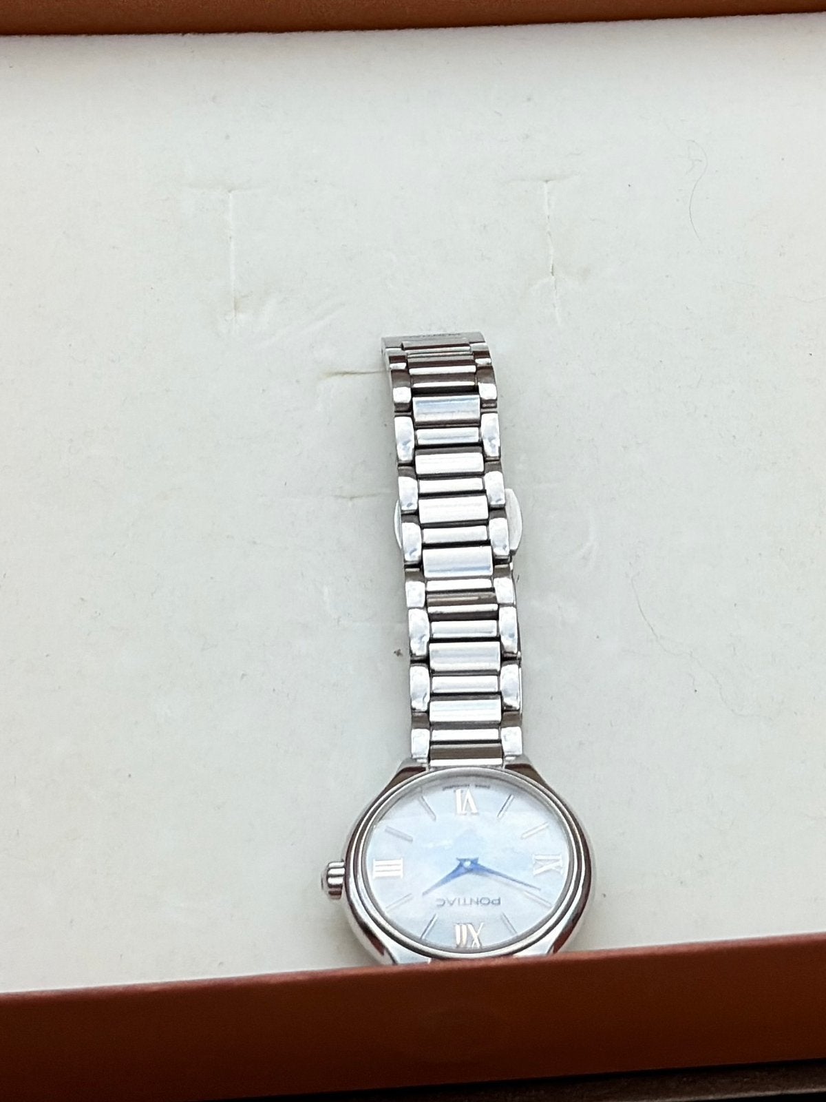 Pontiac dameshorloge zilver, Handtassen en Accessoires, Horloges | Dames, Ophalen, Gebruikt, Zilver