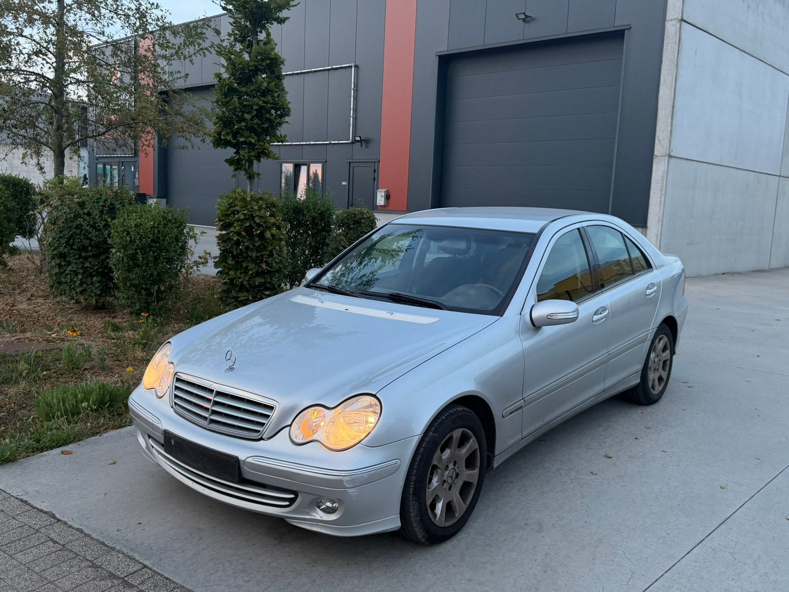Mercedes C200 / 2004 / 139.000KM / AUTOMAAT / 1ste eigenaar, Enlèvement, Comme neuf