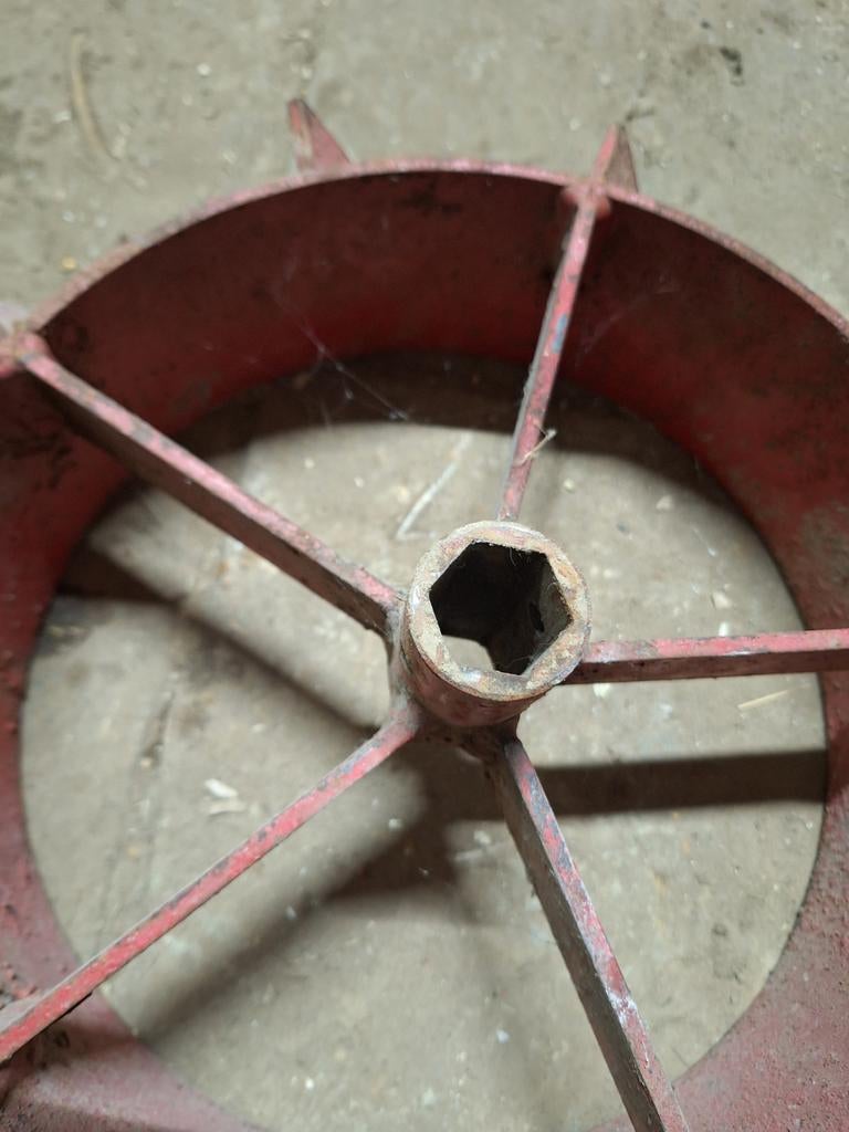 Ploeg wielen motoculteur, Ophalen