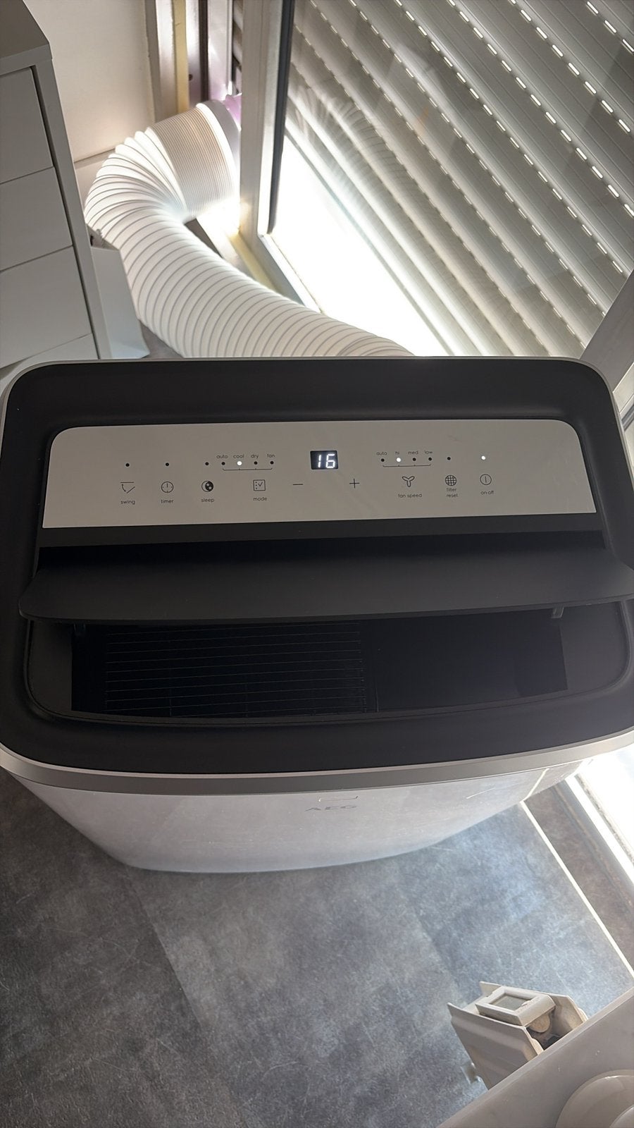 AEG AIRCO 12000 BTU, Elektronische apparatuur, Airco's, Ophalen, Zo goed als nieuw