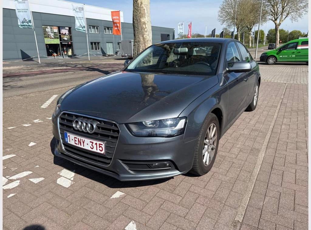 Audi A4 1.8 TFSI Multitronic – Betrouwbare en comfortabel, Auto's, Automaat, Euro 5, Stof, 4 cilinders