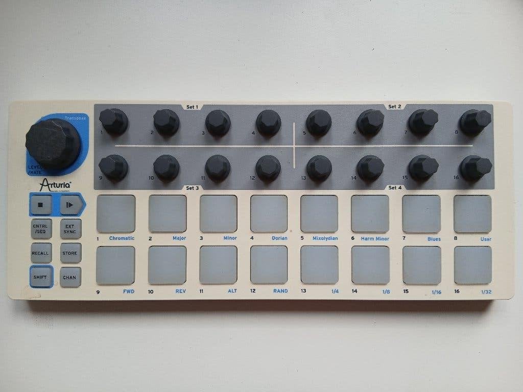 Arturia Beatstep, Muziek en Instrumenten, Midi-apparatuur, Ophalen of Verzenden, Gebruikt