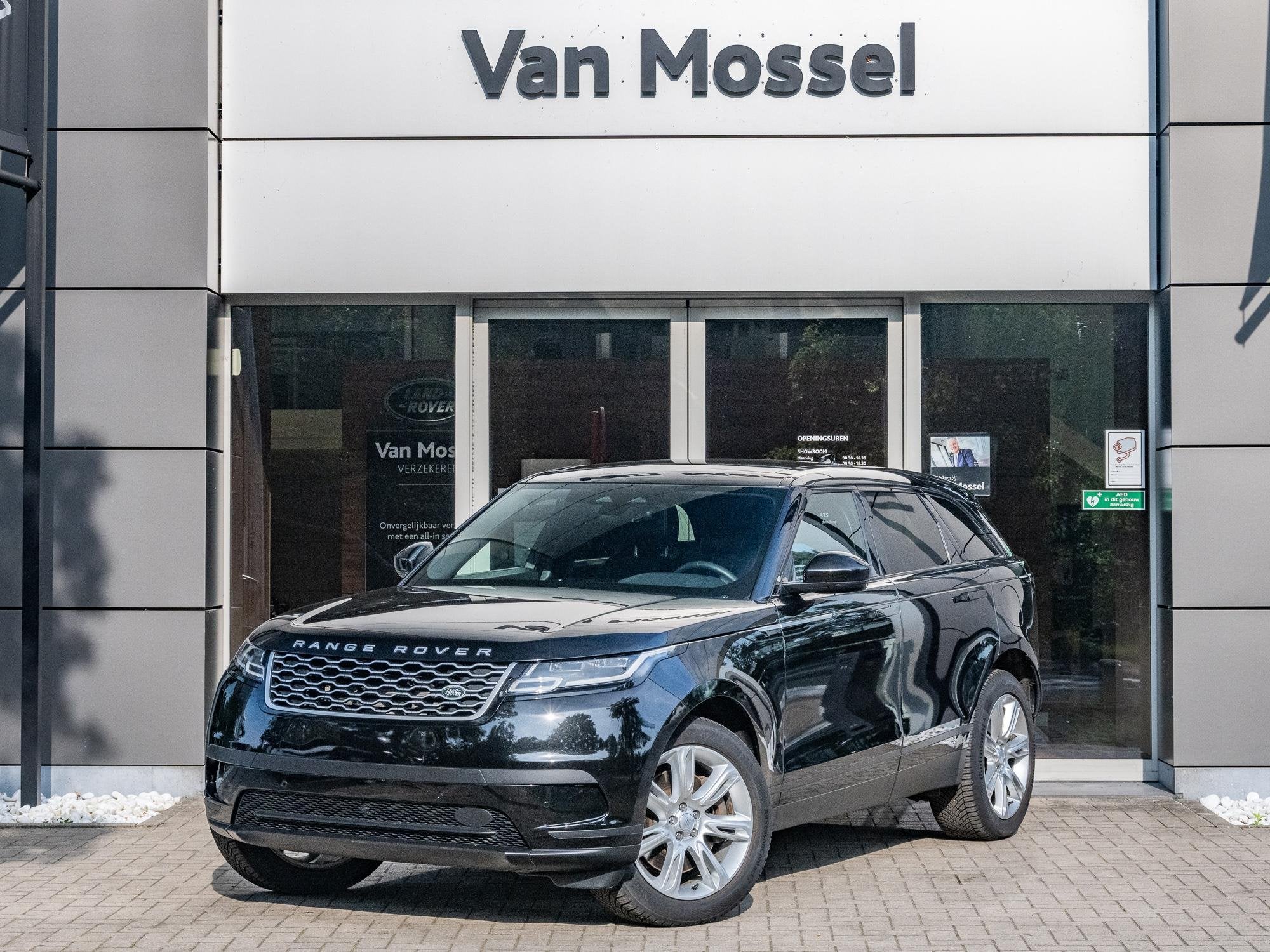 Land Rover Range Rover Velar P400e SE AWD Auto. 23MY, Autos, Cuir, Entreprise, 2000 kg, Autres carburants