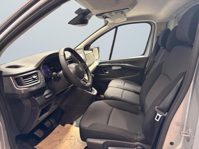 Renault Trafic Fourgon Pro+ L2H1 3T*GPS*Capteur360+CamRecu, Argent ou Gris, Achat, Euro 6, Entreprise