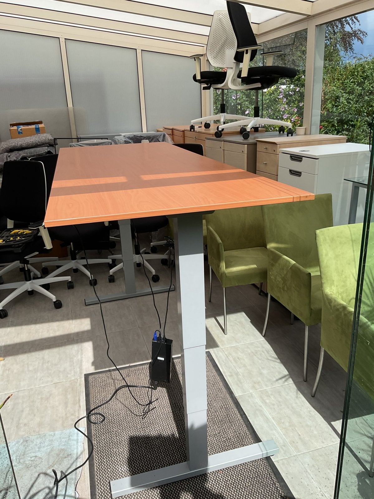 bureau électrique avec position assise, Enlèvement, Bureau