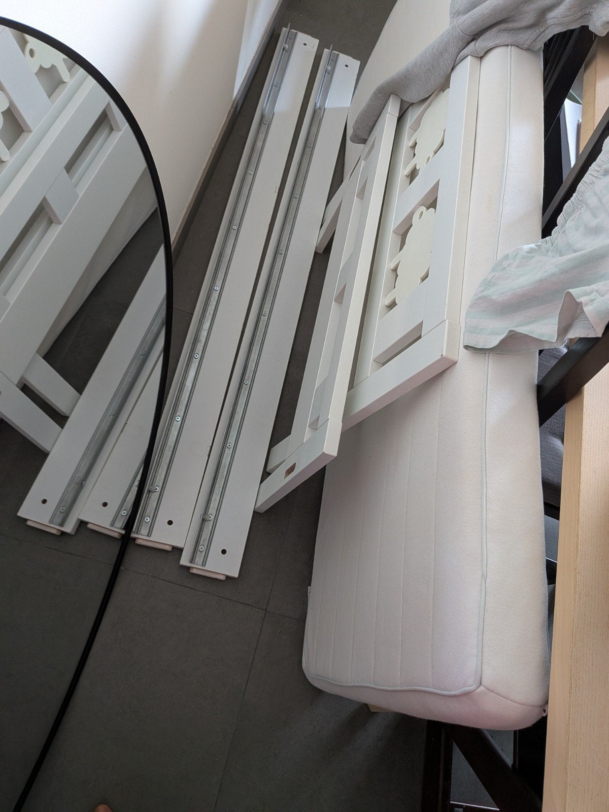 Ikea KRITTER peuterbed + benodigdheden, Kinderen en Baby's, Ophalen, Lattenbodem