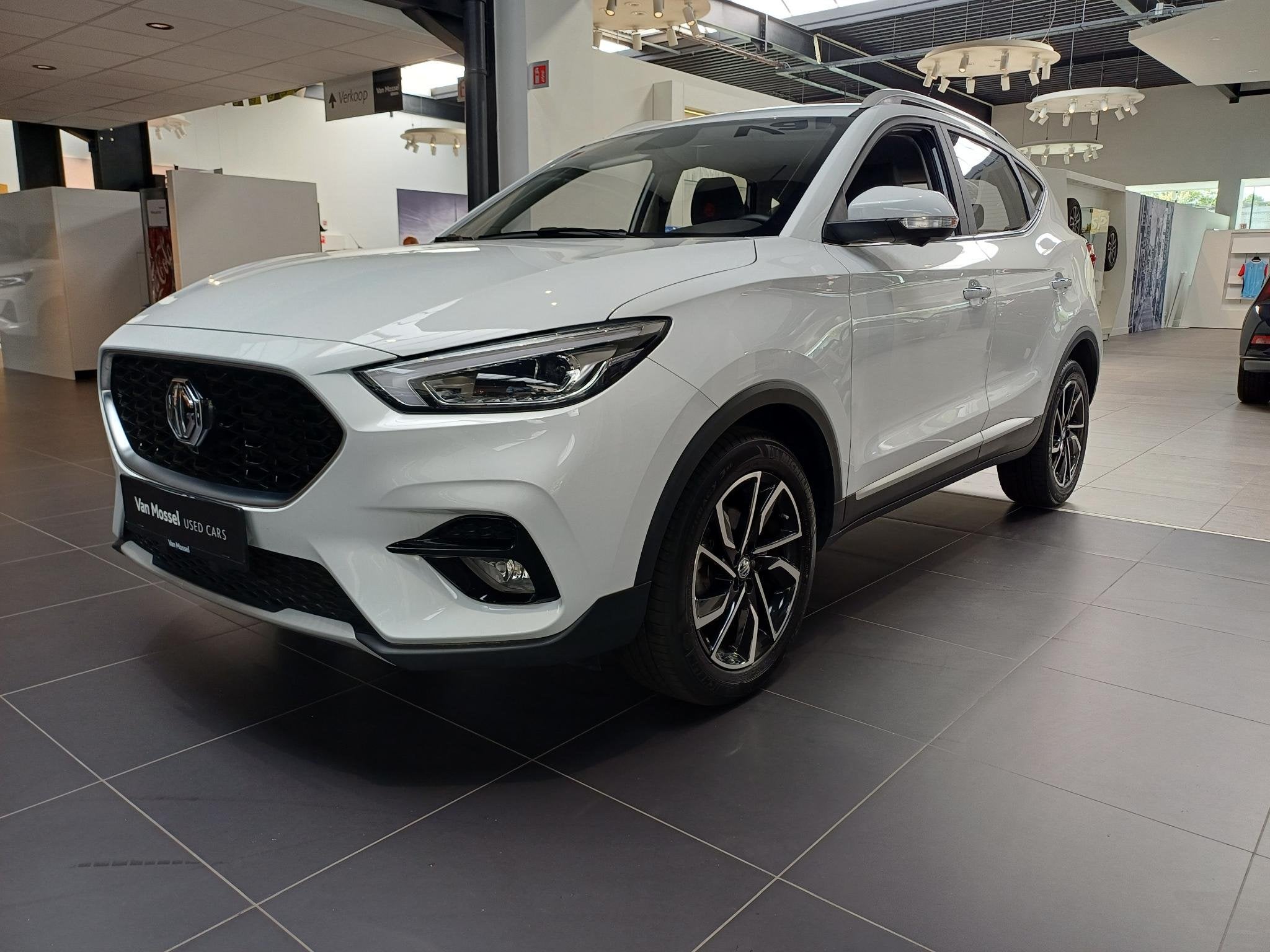 MG ZS 1.0 T-GDi AT LUXURY (automatique), Autos, MG, Achat, 82 kW, Entreprise, 1264 kg