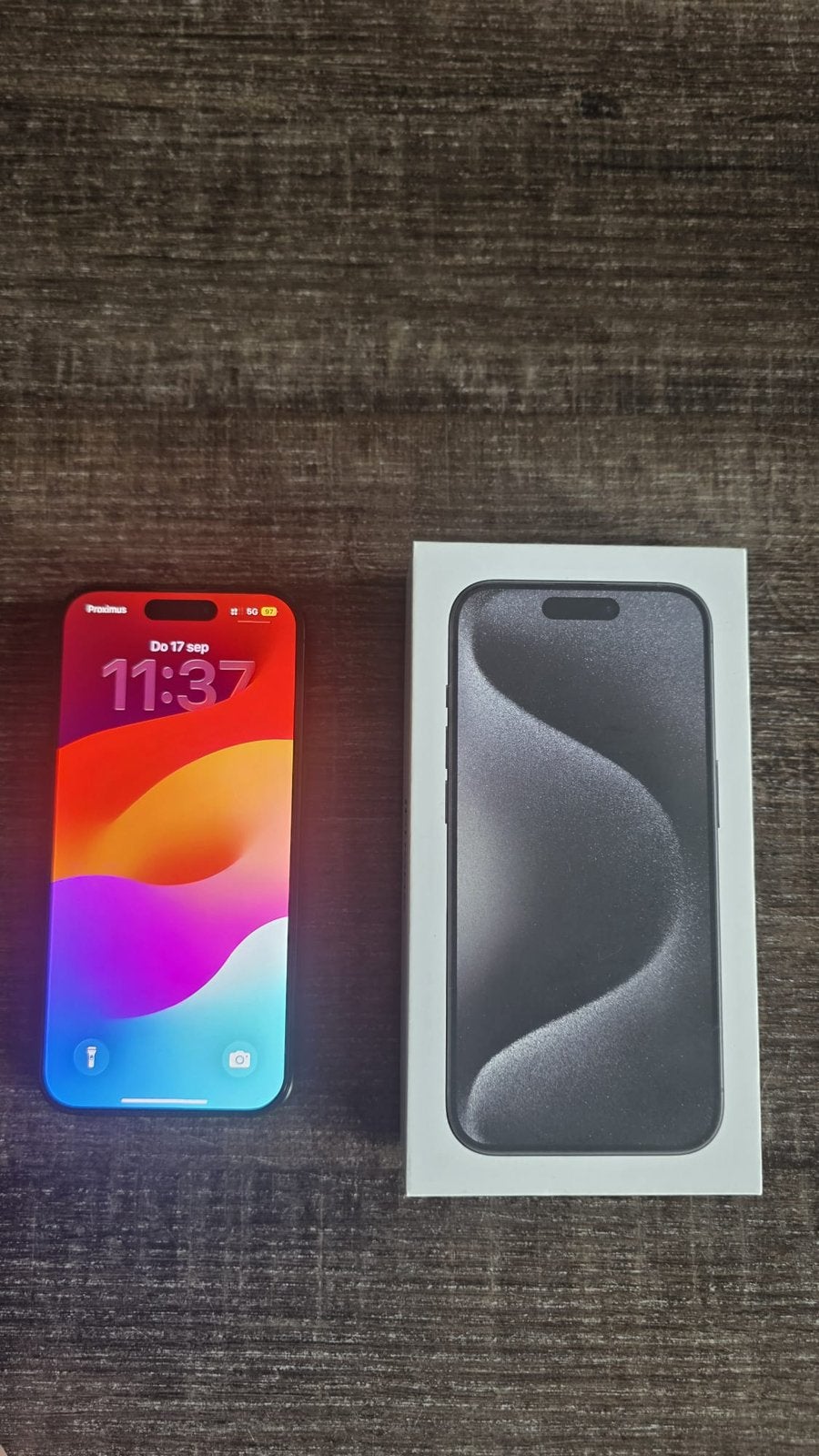 “iPhone 15 Pro 128 GB – Zwart – Topstaat, batterij 82%.”, Telecommunicatie, 128 GB, Zwart, Ophalen of Verzenden, Zo goed als nieuw