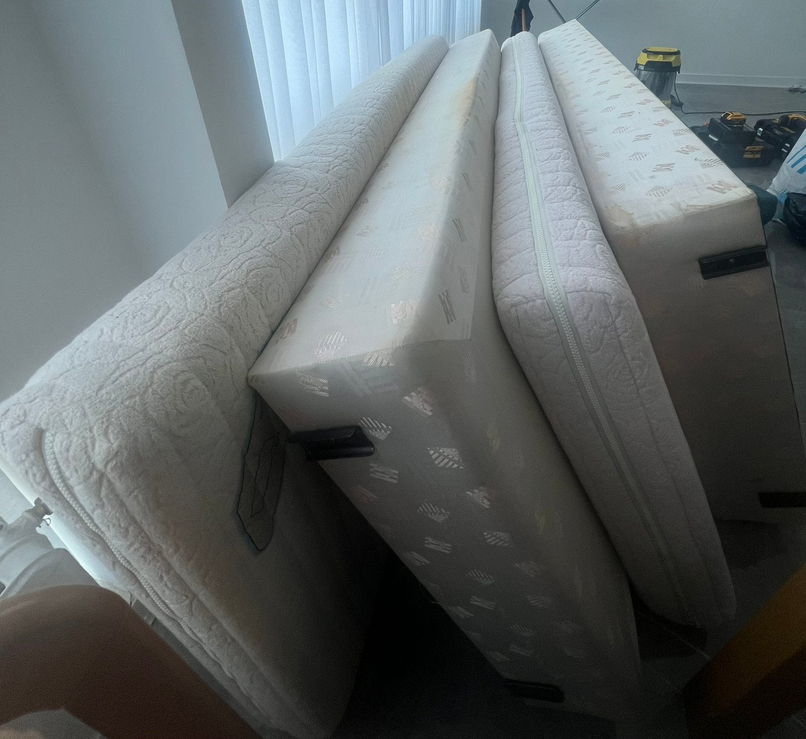 Lits + Matelas A DONNER!!, Enlèvement, Utilisé, 200 cm, 90 cm