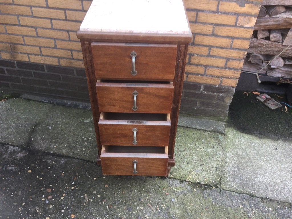 Kleine kastjes, Ophalen