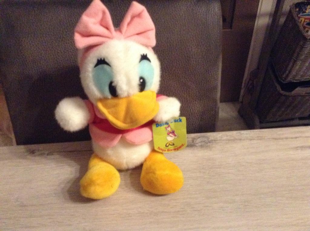 Disney Daisy Duck pluche character (29 cm) (Nieuw), Ophalen of Verzenden, Nieuw, Eend