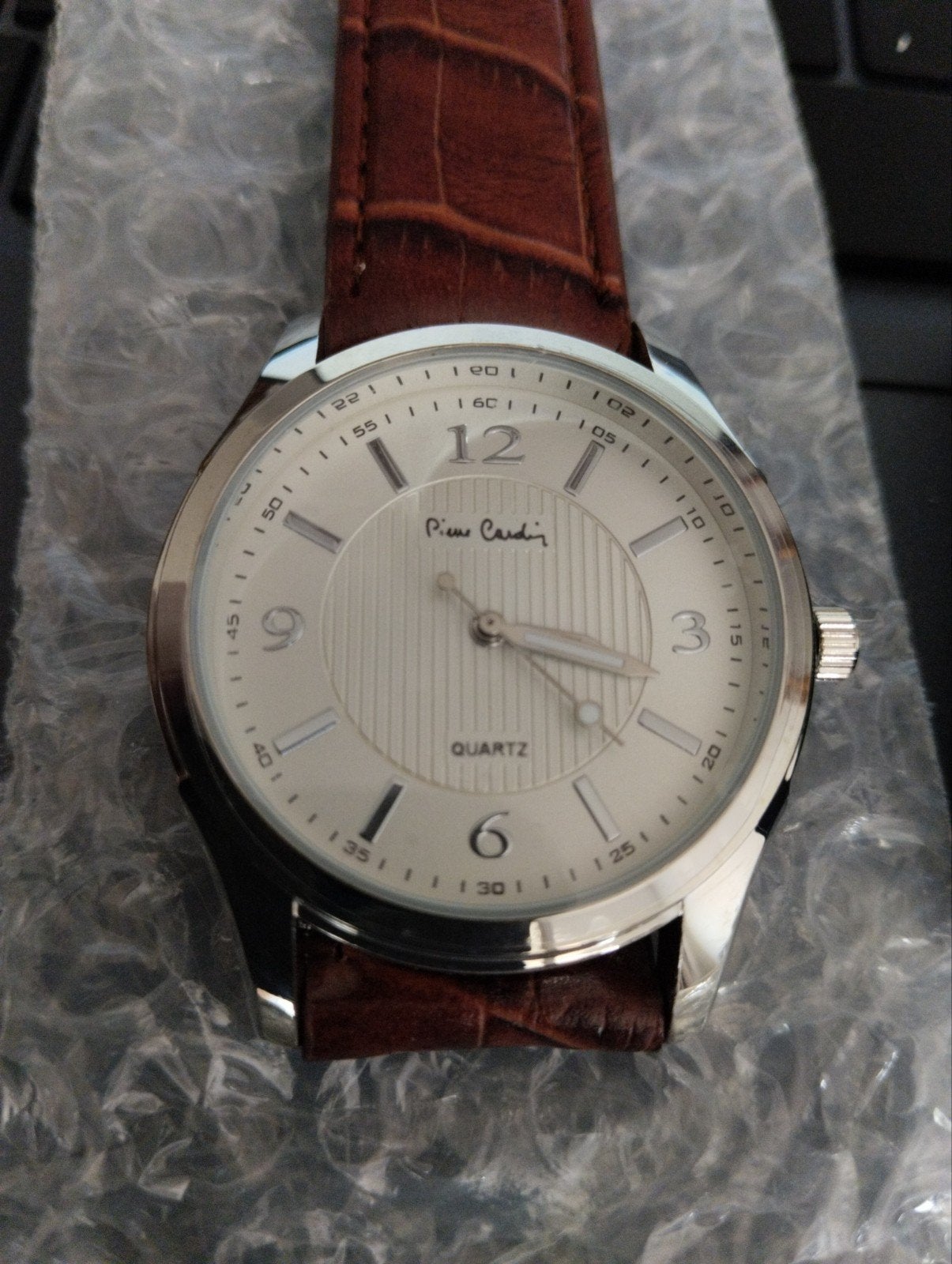 Pierre Cardin exclusive herenhorloge, Handtassen en Accessoires, Horloges | Heren, Verzenden