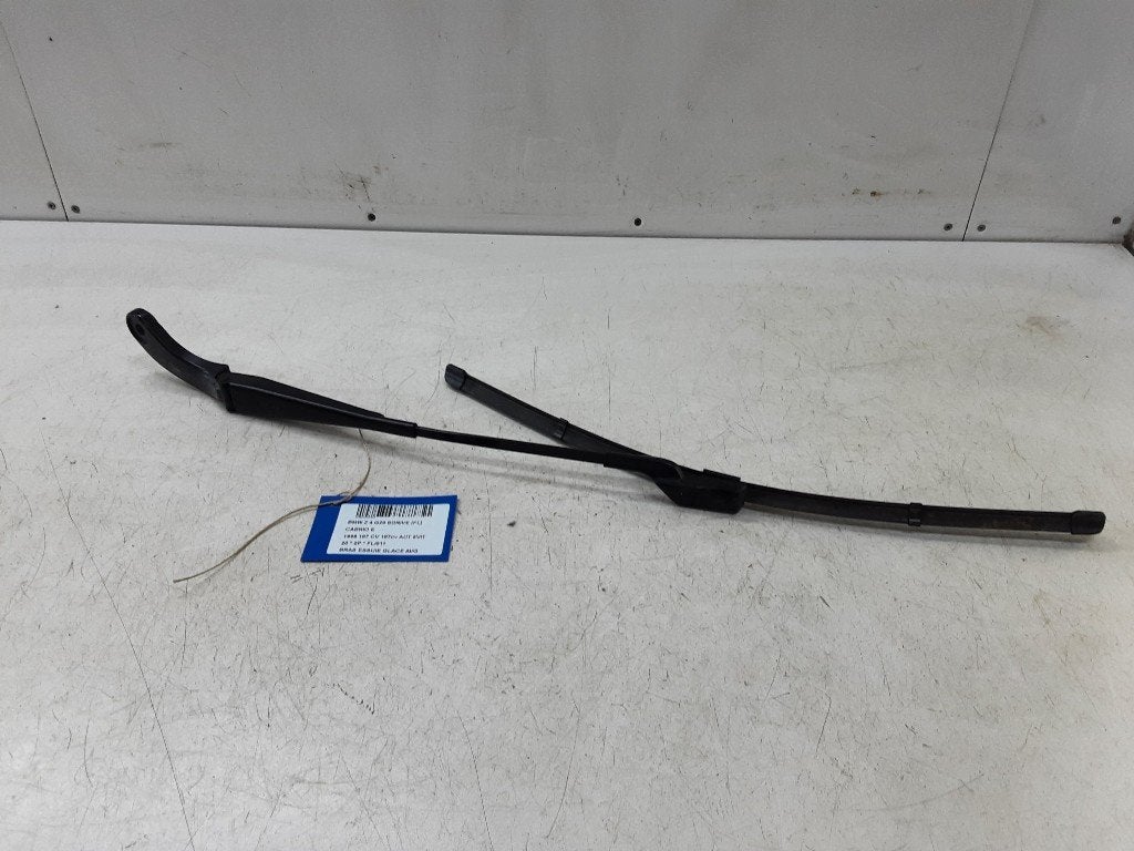 BRAS ESSUIE GLACE AVANT GAUCHE BMW Z4 Roadster (G29), Mevr. I. Hauben, Utilisé, BMW, Rue de l'Espoir 34 34
4030  GRIVEGNÉE, BE