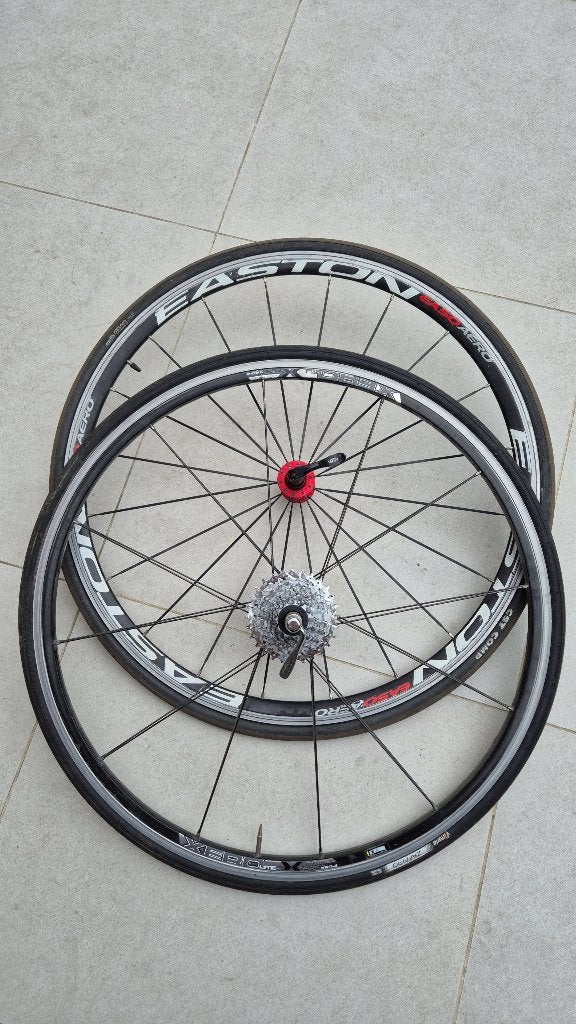 Voor wiel Racefiets “ Easton” x 28  achter racefiets "Xero", Fietsen en Brommers, Fietsonderdelen, Gebruikt, Titanium, Easton