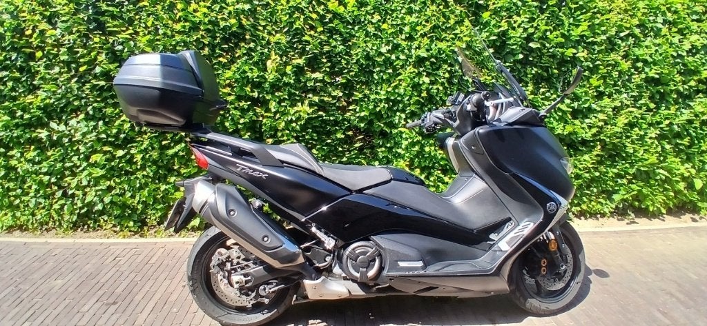 Yamaha Tmax 530 DX, Motoren, Motoren | Yamaha, Particulier, Scooter, 12 t/m 35 kW, 2 cilinders, Minimaal motorrijbewijs A2, Cruise Control